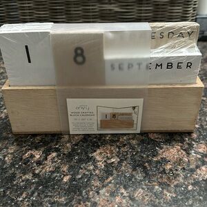 Wood crafted block calendar